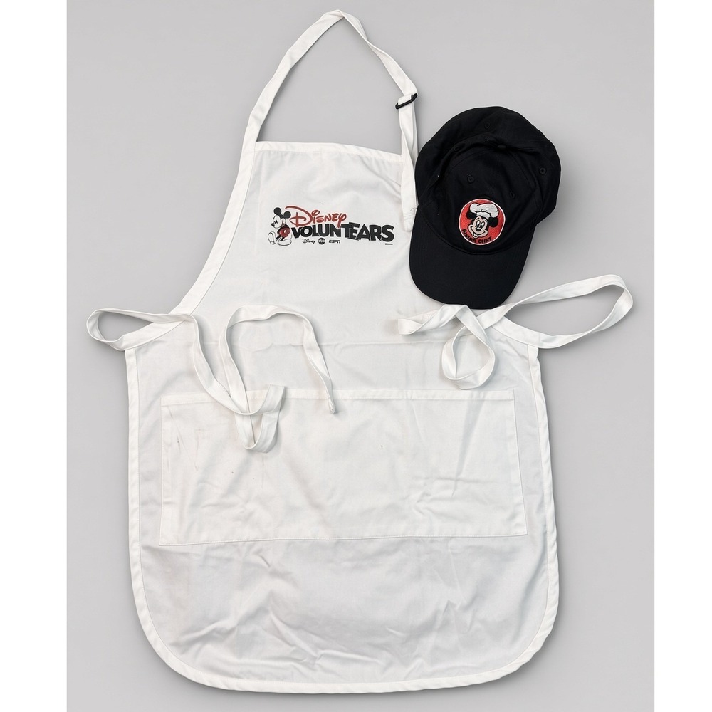 Disney VoluntEARS Mickey Mouse Junior Chef Apron and Hat Set White Black